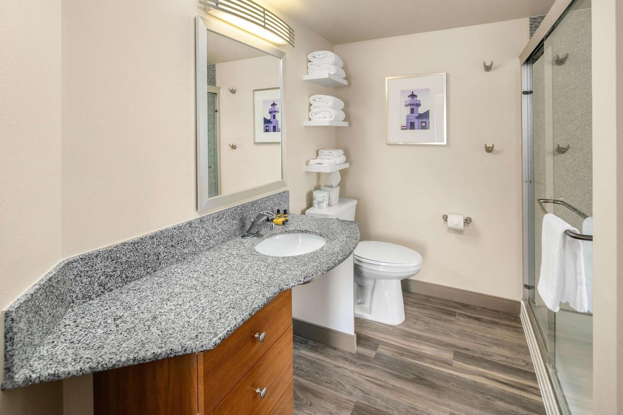 Executive Residency By Best Western Navigator Inn & Suites Эверетт Экстерьер фото