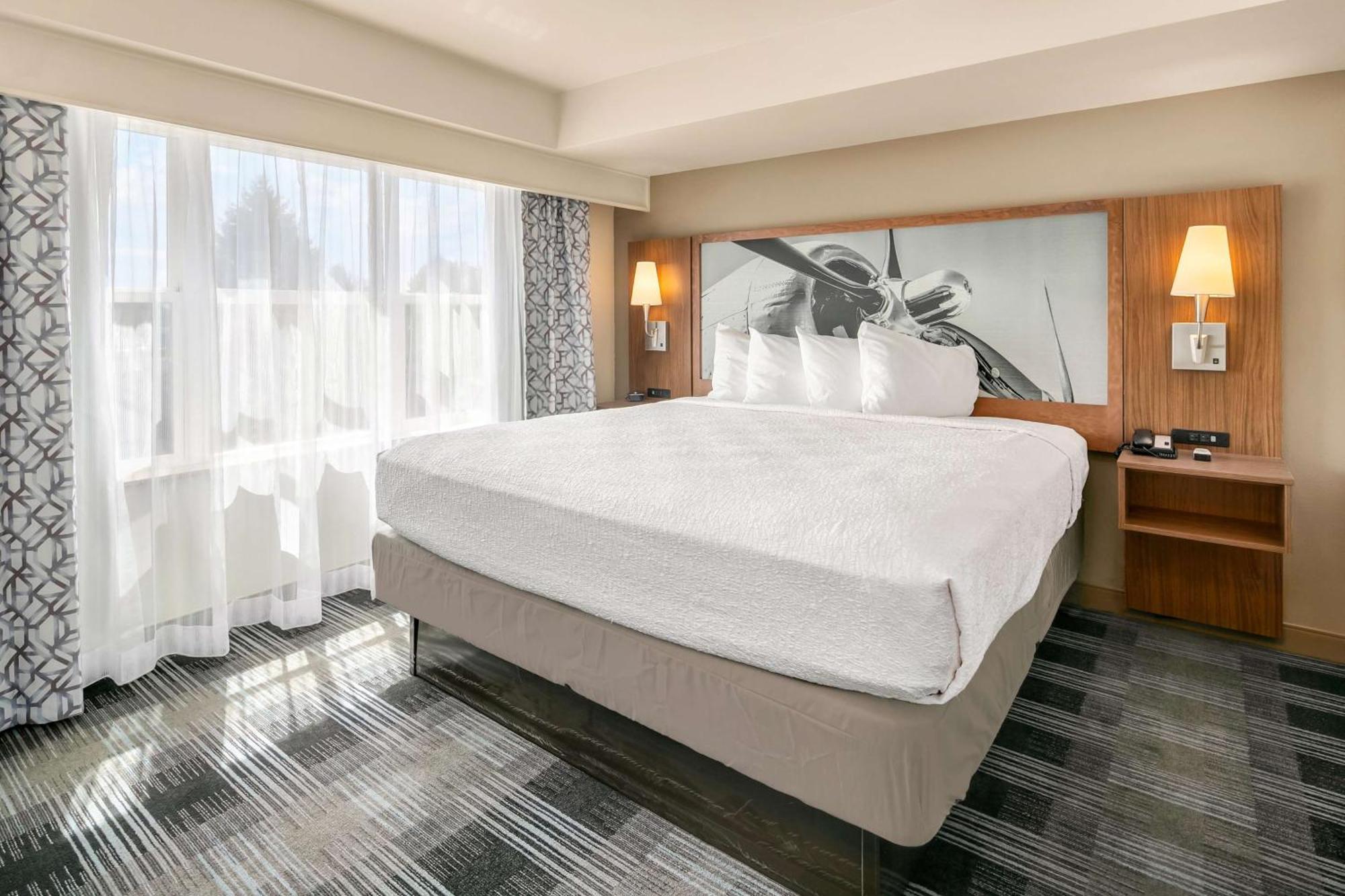 Executive Residency By Best Western Navigator Inn & Suites Эверетт Экстерьер фото